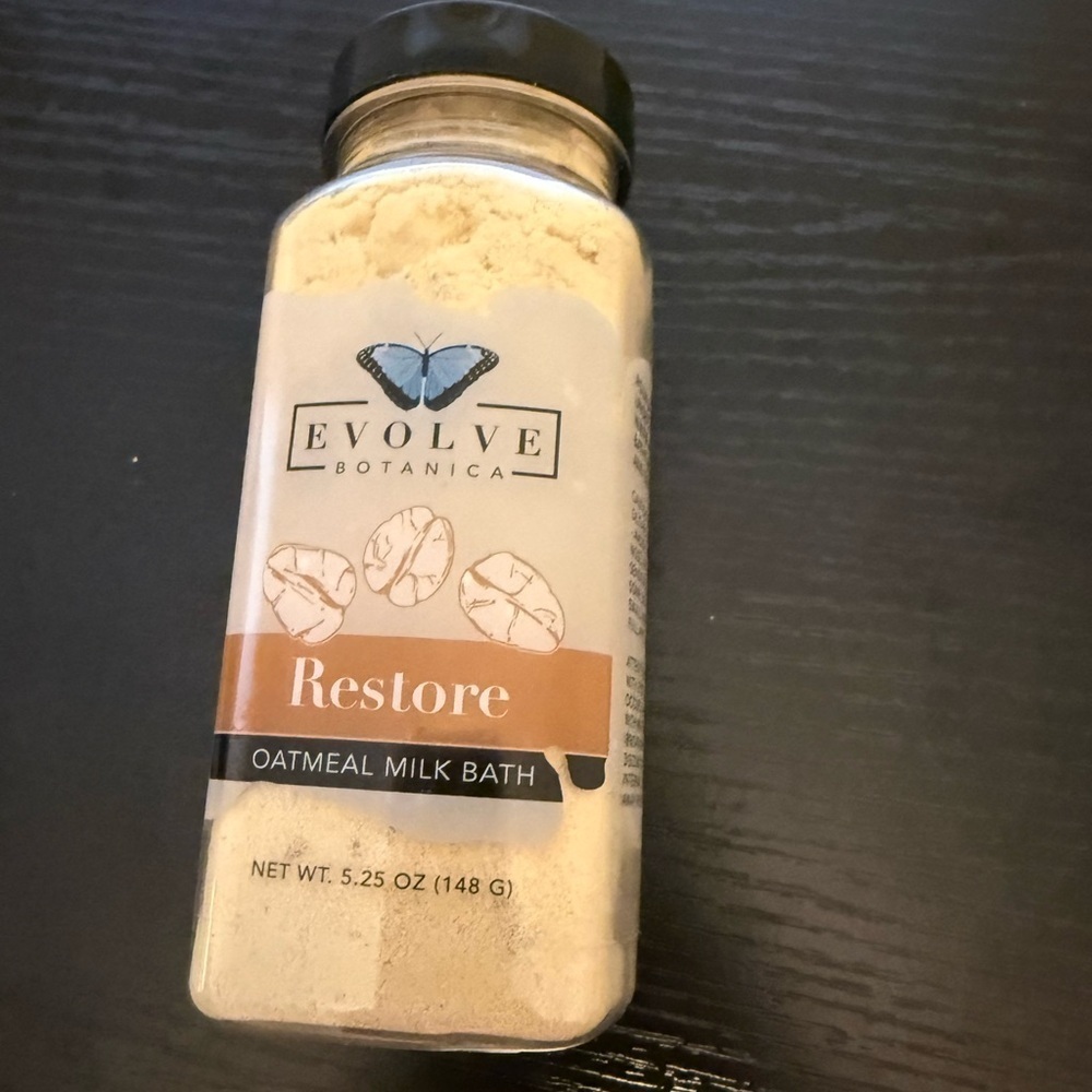 NWT Evolve Botanica | Restore Oatmeal Milk Bath | 5.25 Oz - Picture 3 of 6
